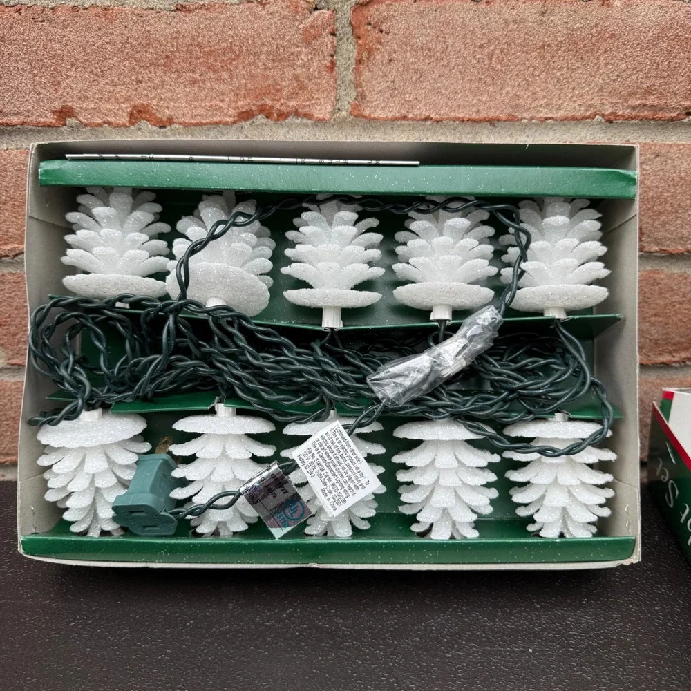 Kurt Adler Vintage 10 Light Set White Glitter Pinecone Christmas String Lights
